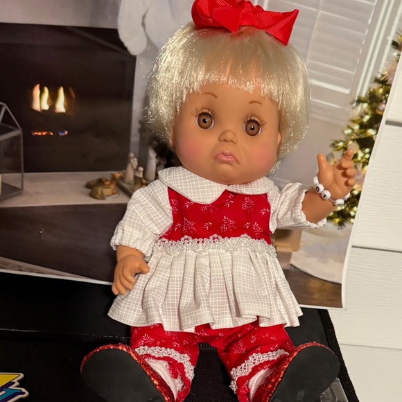 Galoob Custom Baby Face “Miss Bashful Bridgett” - Picture 6 of 9